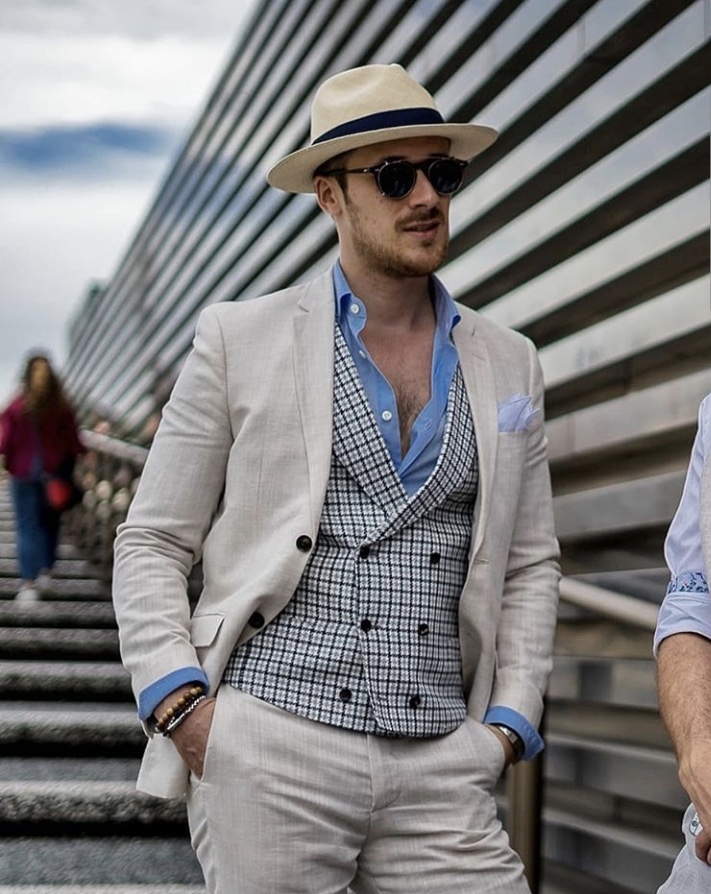 Pitti Uomo Contrast Waistcoats